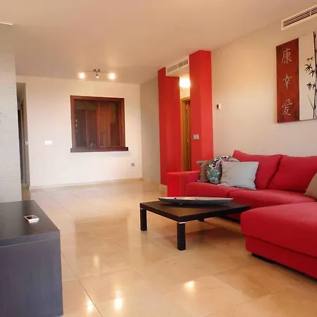 Occidental Apartment *